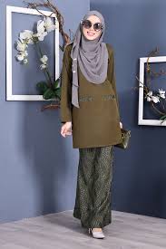 Labuh baju hanya bawah dari pinggul, lengan tidak menutupi semua bahagian lengan. Baju Kurung Kedah Lace Gemini Olive Green Muslimahclothing Com