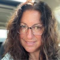 20+ "Michelle Robidoux" profiles