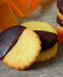 Une Plume Dans La Cuisine Biscuits A L Orange Biscuits Cookies Recette