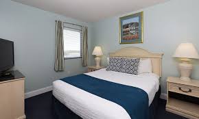 Settle in to our comfortable suites in wrightsville beach. Oceanfront Three Bedroom Suite Camelot By The Sea
