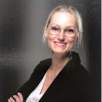 Sandra Lenker's Instagram, Twitter & Facebook