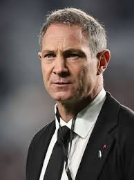 Nickie Muir: Snuggle up in bed and get to know the sexy stuff ...