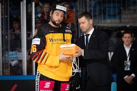 Последние твиты от eder lopes (@ederlpsoficial). Bestatigt Nationalspieler Andreas Eder Wechselt Zur Neuen Saison Von Nurnberg Nach Straubing Eishockey News