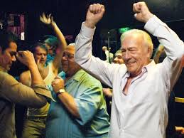 Christopher plummer, hollywood legend best known for starring in the sound of music, has died aged 91. Tw82jlp4n3q2ym