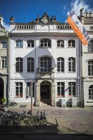 Infos, preise, freie plätze ? Willy Brandt Haus Lubeck Wikipedia