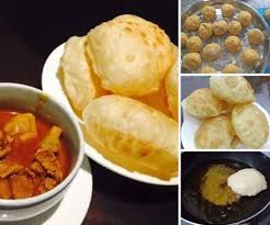 Campurkan tepung dengan garam kemudian tuang air sedikit demi sedikit sambil diuleni hingga terbentuk adonan dan kalis. Esok Jom Sarapan Roti Puri Cecah Kari Daging Pergghh Rasa Nak Masak