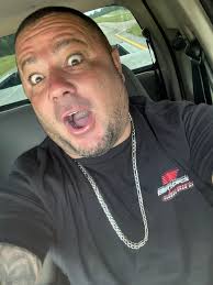 One motor out the dirt car fresh one going in 💪🏼how bout that Metal  Products