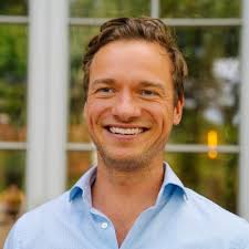 Met veel trots en plezier wil ik graag met jullie delen dat ik vandaag mijn  proeftijd succesvol doorlopen heb en ik de komende periode als HR-adviseur  ga knallen bij talent ontwikkelbureau High… |