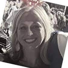 Stephanie Weinmann's Instagram, Twitter & Facebook