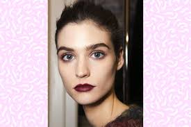 To create a dark, sultry look, apply black or dark brown eyeliner along the upper lash line, then apply shadow along the same line, blending slightly upwards. The Right Eye Makeup To Pair With Dark Lips Be Beautiful India