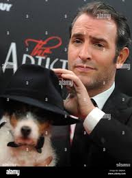 Dog movie actor hi-res stock photography and images