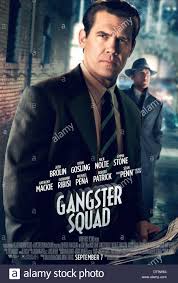 The gangster squad scribe was attached to a justice league film in 2010/2011, and ben affleck was eyed to direct the project (among others). Josh Brolin Ryan Gosling Gangster Squad 2013 Stockfotografie Alamy