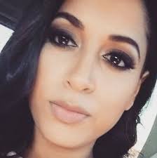 Ellen Gingrich (@EClaire1016)