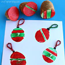 Simply cut out the images you want to use and glue them to folded card to create a christmas scene. 15 Awesome Christmas Cards To Make With Kids You Baby Me Mummy