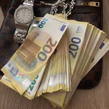 Le Plus Grand Maitre Marabout D Afrique De L Ouest Grand Specialiste De Retour Affectif Pour Tout Types De Probleme Contactez In 2020 Money Cash Mercedes Amg Money
