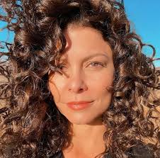 Bárbara Borges explica por que não estará em especial do 'Altas horas'  sobre as Paquitas