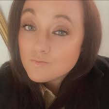 Victoria Westbrook's Instagram, Twitter & Facebook