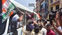 Youth Congress workers try to lay siege to RSS office in Hubballi, detained