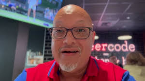 Kevin Dittmar's Instagram, Twitter & Facebook