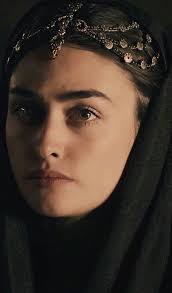 Pin By Aso Omar Alani On صور حليمه Iranian Beauty Turkish Women Beautiful Esra Bilgic