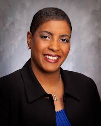 EXECUTIV E CO M M ITTEE