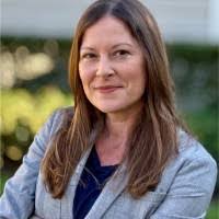 Amanda Firth's Instagram, Twitter & Facebook