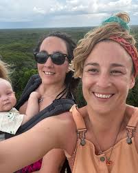 Hoy está de cumpleaños mi caetana preciosa ( mi nieta menor ) cumple 1 año  .. aquí va algo de nuestro viaje y la maravilla de poder compartir juntas  tantas aventuras y