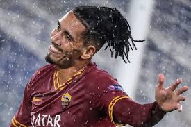 The as roma names, logos and artwork are registered or unregistered trademarks of soccer s.a.s. 90plus As Roma Smalling Blockiert Moglichen Vertonghen Deal 90plus