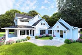 Transitional Country Farmhouse 4 Bedrms 3 5 Baths 3342 Sq Ft Plan 193 1072 Modern Farmhouse Plans Farmhouse Style House Plans Farmhouse Style House