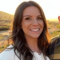 Lisa Overman's Instagram, Twitter & Facebook