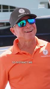 Warning: Guests may become a potential hazard at sea 👀 Watch how Captain  Glenn handles this docking challenge