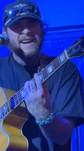 🎤 Next up at The Haven of the Wild — country powerhouse Tyler Farr is  taking the stage! 🌾🦒 Known for his chart-topping country anthems like  "Redneck Crazy," "Whiskey in My Water,"