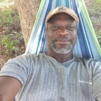 Donovan Bennett's Instagram, Twitter & Facebook