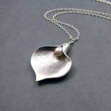 Silver Calla Lily Necklace Sterling Silver Chain And Etsy Lily Necklace Necklace Jewelry