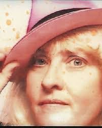 Donna Ayers's Instagram, Twitter & Facebook