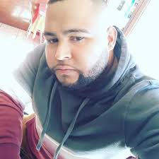 Jonathan Chavarria en personas