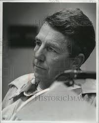 1976 Press Photo Milwaukee School Board Member Gerard Farley