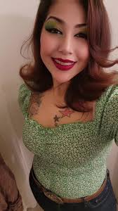 Jay Bee (@jayyybeee1018)