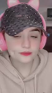 Exploring E-dating Trends and Bee-themed Fun