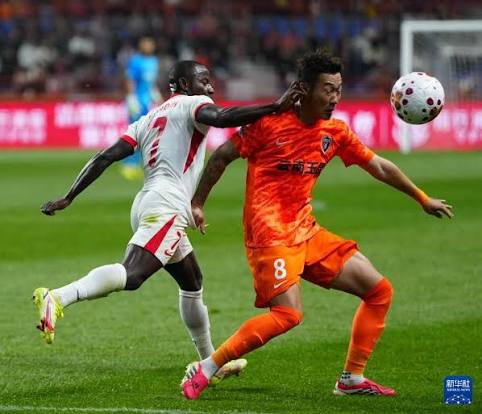The opening round of the 2026 Chinese Super League (CSL) season concluded on Sunday, with Chengdu Rongcheng beating Shenzhen Peng City 5-1, while defending champion Shanghai Port suffered a 2-1 defeat