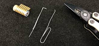 Failure to do so will result in the lock not turning. 30 Second Diy Paperclip Lock Picks Its Tactical