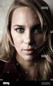 Eva singer hi-res stock photography and images