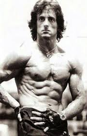 C'est un film optimiste, grâce à l'action du personnage. Epingle Par Debbie Leblanc Sur Sylvester Stallone Sylvester Stallone Film D Action Festival De Film