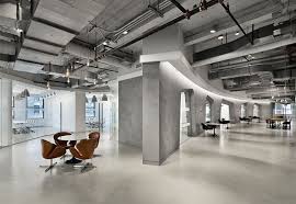 Industrial Aesthetic Office Space In Empire State Building Interiorzine Corporate Interiors Office Interiors Corporate Office Design
