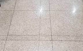 You do not have expansion space around the perimeter of your tiled room. Ctef Tile Tip Honor Expansion Joints Or Failure Is Yours 2017 12 01 Floor Covering Installer