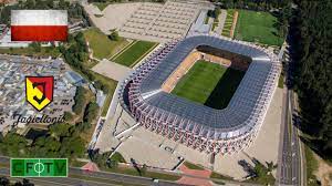 jaɡʲɛˈlɔɲa bjaˈwɨstɔk) is a polish football club based in białystok that plays in the ekstraklasa, the top level of polish football. Stadion Miejski W Bialymstoku Jagiellonia Bialystok Youtube