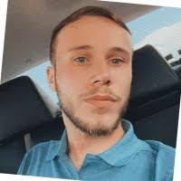 Logan Moses's Instagram, Twitter & Facebook