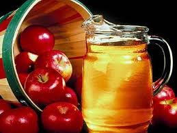 In afara de acid acetic, otetul din cidru de mere mai contine si alti acizi, vitamine, saruri minerale si aminoacizi. Cum Sa Faci Cidru