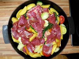 Lamm Peka Lammfleisch Aus Dem Topf Rezepte Lamm Rezepte Bosnisches Essen