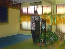 Antara kebaikan hari anugerah cemerlang kepada murid ialah dapat dijadikan sebagai pembakar semangat untuk berusaha bersungguh sungguh. March 2010 Smk Penghulu Saat Page 2
